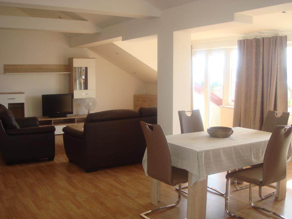 סלצה Apartments Jelicic מראה חיצוני תמונה