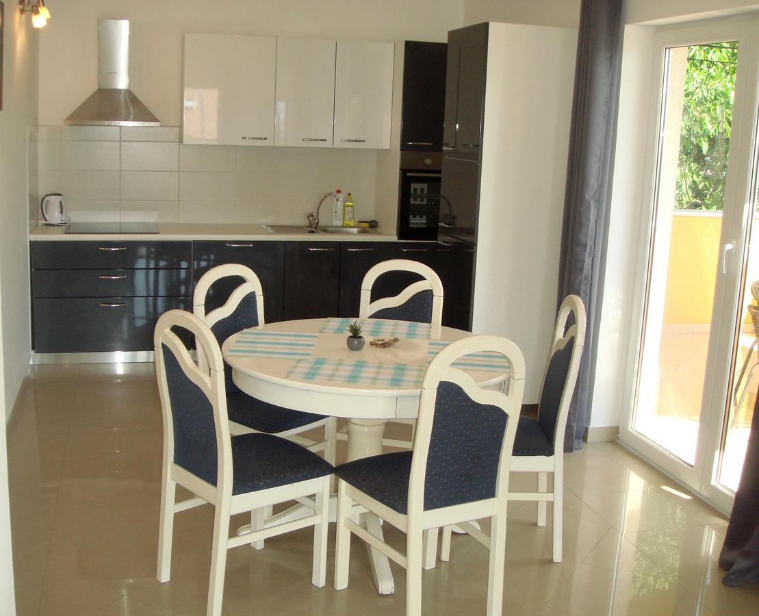 סלצה Apartments Jelicic מראה חיצוני תמונה